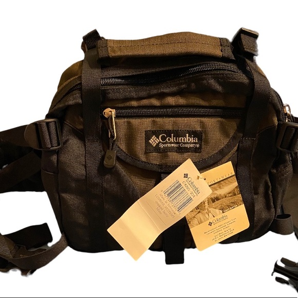 Columbia Other - Columbia Sportswear Lumbar Black/Moss Hiking Unisex Fanny Pack